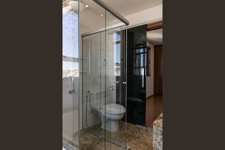 Apartamento à venda com 160m², 4 quartos e 4 vagasBanheiro da Suíte