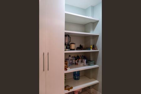 Apartamento à venda com 160m², 4 quartos e 4 vagasDespensa