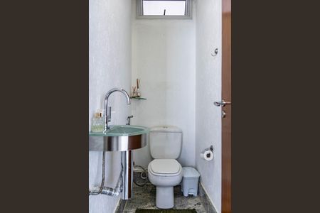 Apartamento à venda com 160m², 4 quartos e 4 vagasLavabo