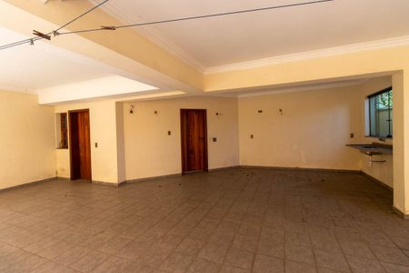 Casa para alugar com 550m², 3 quartos e 10 vagasGaragem