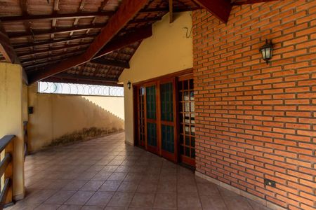 Casa para alugar com 550m², 3 quartos e 10 vagasTerraço