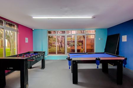Apartamento para alugar com 62m², 2 quartos e 1 vagaÁrea comum - Sala de Jogos