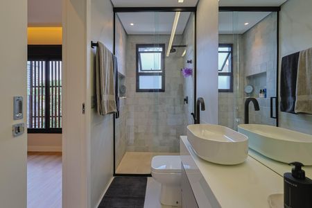 Apartamento à venda com 130m², 2 quartos e 3 vagasBanheiro da Suíte