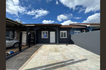 Casa para alugar com 90m², 2 quartos e 2 vagas Casa para alugar com 90m², 2 quartos e 2 vagasPlaquinha fachada