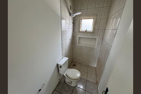 Casa para alugar com 90m², 2 quartos e 2 vagas Casa para alugar com 90m², 2 quartos e 2 vagasBanheiro