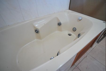 Casa à venda com 300m², 3 quartos e 3 vagasBanheiro Corredor - Segundo Andar