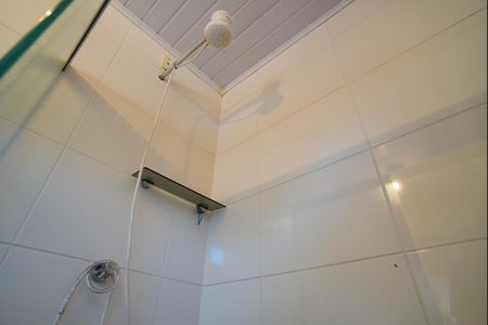 Casa à venda com 300m², 3 quartos e 3 vagasGaragem - Banheiro