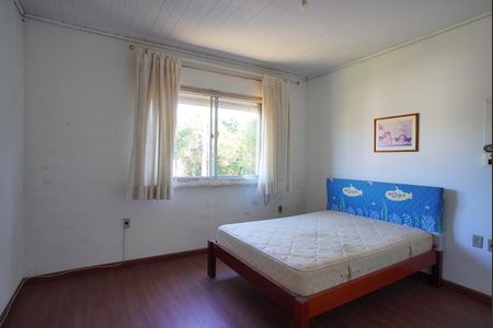 Casa à venda com 300m², 3 quartos e 3 vagasQuarto 3 - Segundo Andar