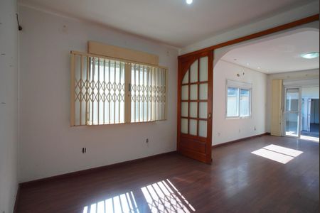 Casa à venda com 300m², 3 quartos e 3 vagasSala 2