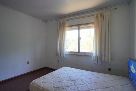 Casa à venda com 300m², 3 quartos e 3 vagasQuarto 3 - Segundo Andar