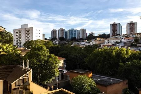 Casa à venda com 384m², 4 quartos e 3 vagas Casa à venda com 384m², 4 quartos e 3 vagasFoto 20