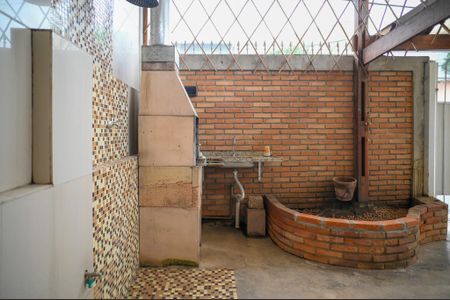 Casa à venda com 105m², 2 quartos e 1 vagaÁrea gourmet