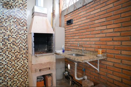 Casa à venda com 105m², 2 quartos e 1 vagaÁrea gourmet