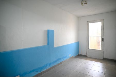 Casa à venda com 105m², 2 quartos e 1 vagaSala