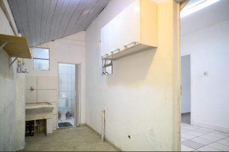 Casa à venda com 105m², 2 quartos e 1 vagaÁrea de Serviço