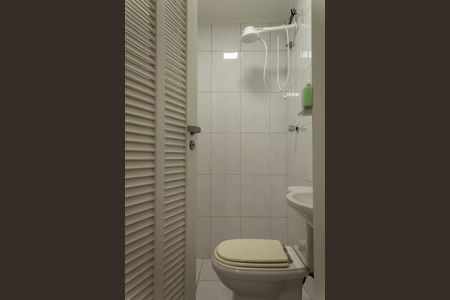 Apartamento à venda com 104m², 2 quartos e 1 vagaBanheiro de Serviço