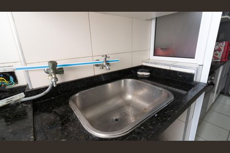 Apartamento à venda com 64m², 3 quartos e 1 vagaÁrea de Serviço