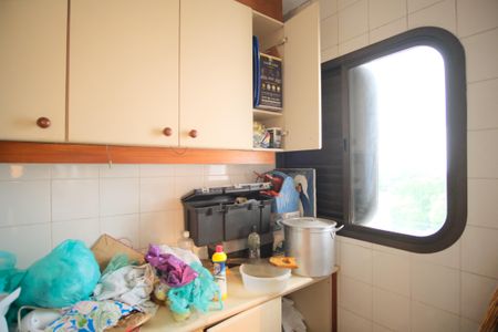 Apartamento para alugar com 110m², 4 quartos e 2 vagasQuarto de Serviço