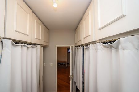 Casa à venda com 750m², 5 quartos e 8 vagasCloset da Suite Master