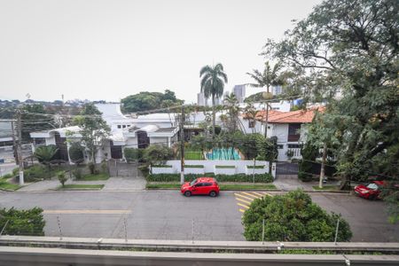 Casa à venda com 750m², 5 quartos e 8 vagasVista