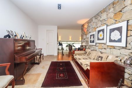 Casa à venda com 750m², 5 quartos e 8 vagasSala do Piano