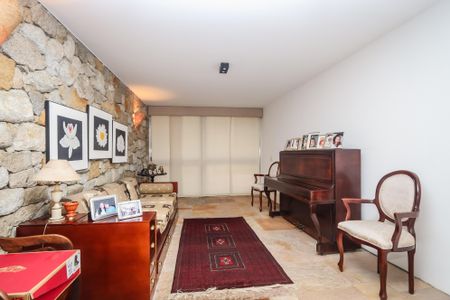 Casa à venda com 750m², 5 quartos e 8 vagasSala do Piano