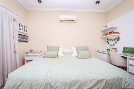 Casa à venda com 750m², 5 quartos e 8 vagasSuite 2