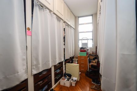 Casa à venda com 750m², 5 quartos e 8 vagasCloset da Suite Master