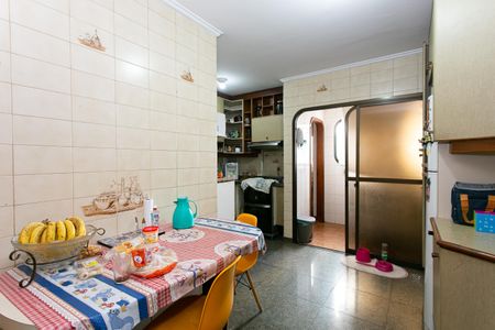Apartamento para alugar com 110m², 3 quartos e 2 vagasCozinha