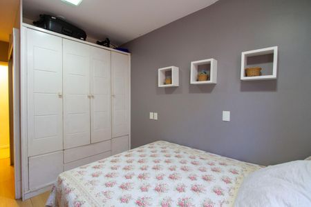 Apartamento à venda com 176m², 3 quartos e 2 vagasQuarto 3