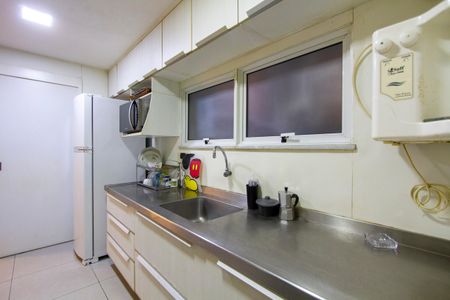 Apartamento à venda com 176m², 3 quartos e 2 vagasCozinha