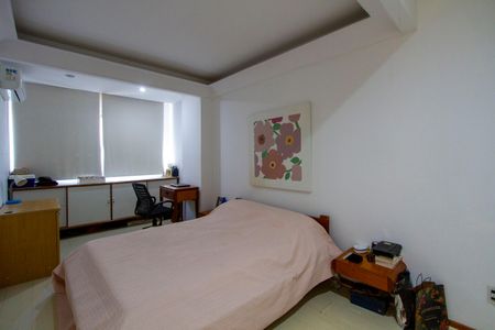 Apartamento à venda com 176m², 3 quartos e 2 vagasQuarto 1