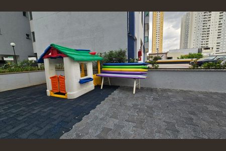 Apartamento à venda com 78m², 3 quartos e 2 vagasÁrea comum - Playground
