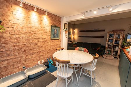 Apartamento para alugar com 74m², 2 quartos e 1 vaga Apartamento para alugar com 74m², 2 quartos e 1 vagaSala