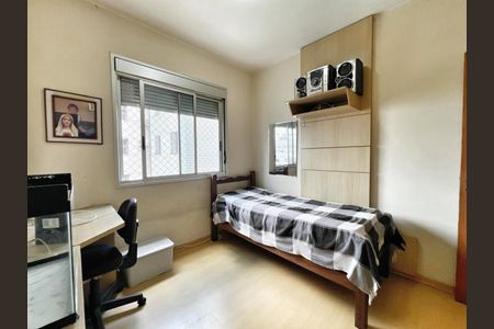 Apartamento à venda com 156m², 4 quartos e 3 vagas Apartamento à venda com 156m², 4 quartos e 3 vagasQuarto 3