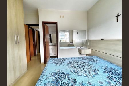 Apartamento à venda com 156m², 4 quartos e 3 vagas Apartamento à venda com 156m², 4 quartos e 3 vagasQuarto 2 Suíte