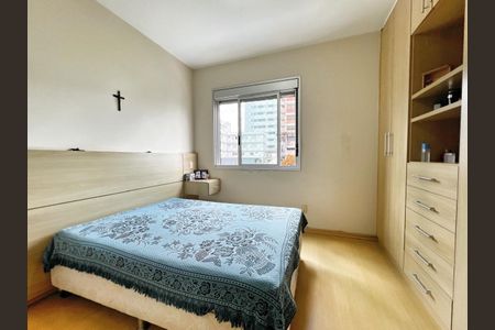 Apartamento à venda com 156m², 4 quartos e 3 vagas Apartamento à venda com 156m², 4 quartos e 3 vagasQuarto 2 Suíte