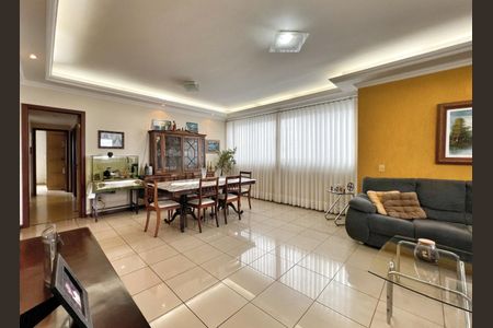 Apartamento à venda com 156m², 4 quartos e 3 vagas Apartamento à venda com 156m², 4 quartos e 3 vagasSala