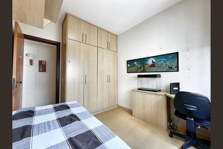 Apartamento à venda com 156m², 4 quartos e 3 vagas Apartamento à venda com 156m², 4 quartos e 3 vagasQuarto 3