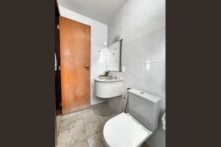 Apartamento à venda com 156m², 4 quartos e 3 vagas Apartamento à venda com 156m², 4 quartos e 3 vagasBanheiro