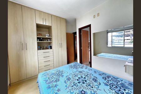 Apartamento à venda com 156m², 4 quartos e 3 vagas Apartamento à venda com 156m², 4 quartos e 3 vagasQuarto 2 Suíte