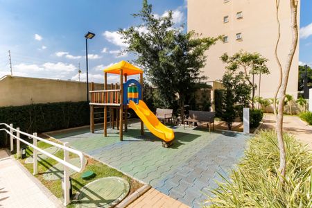 Apartamento para alugar com 27m², 1 quarto e sem vaga Apartamento para alugar com 27m², 1 quarto e sem vagaÁrea comum - Playground