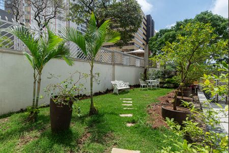 Apartamento à venda com 200m², 2 quartos e 1 vaga Apartamento à venda com 200m², 2 quartos e 1 vagaÁrea comum - Jardim