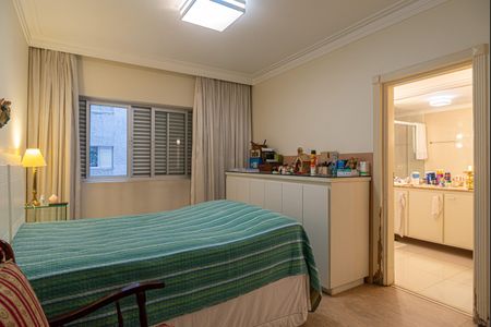Apartamento à venda com 200m², 2 quartos e 1 vaga Apartamento à venda com 200m², 2 quartos e 1 vagaSuíte