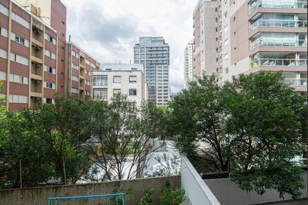 Apartamento à venda com 200m², 2 quartos e 1 vaga Apartamento à venda com 200m², 2 quartos e 1 vagaVista do Quarto 2