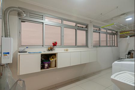 Apartamento à venda com 200m², 2 quartos e 1 vaga Apartamento à venda com 200m², 2 quartos e 1 vagaÁrea de Serviço