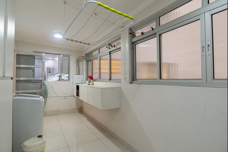 Apartamento à venda com 200m², 2 quartos e 1 vaga Apartamento à venda com 200m², 2 quartos e 1 vagaÁrea de Serviço