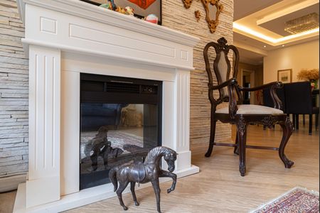 Apartamento à venda com 200m², 2 quartos e 1 vaga Apartamento à venda com 200m², 2 quartos e 1 vagaSala - Lareira