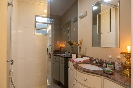 Apartamento à venda com 200m², 2 quartos e 1 vaga Apartamento à venda com 200m², 2 quartos e 1 vagaBanheiro 2