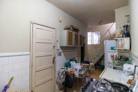 Apartamento à venda com 83m², 2 quartos e sem vaga Apartamento à venda com 83m², 2 quartos e sem vagaCozinha e Área de Serviço